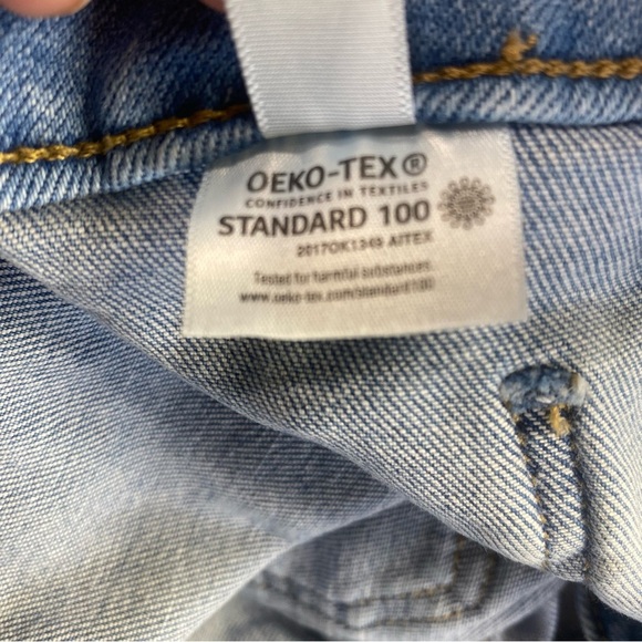 Lauren Conrad High Rise Denim Shorts Size 16 Light Wash Casual Pocket Front - Picture 8 of 10